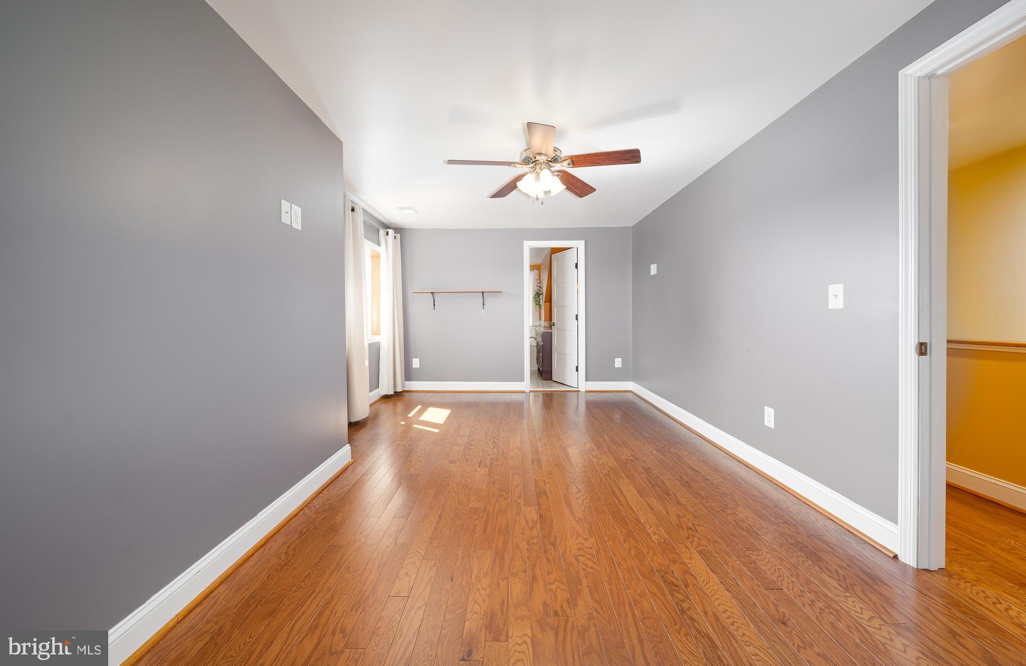 11538 Liberty Road Frederick, MD 21701 - Photo 8 of 57 Upstairs Master bedroom
