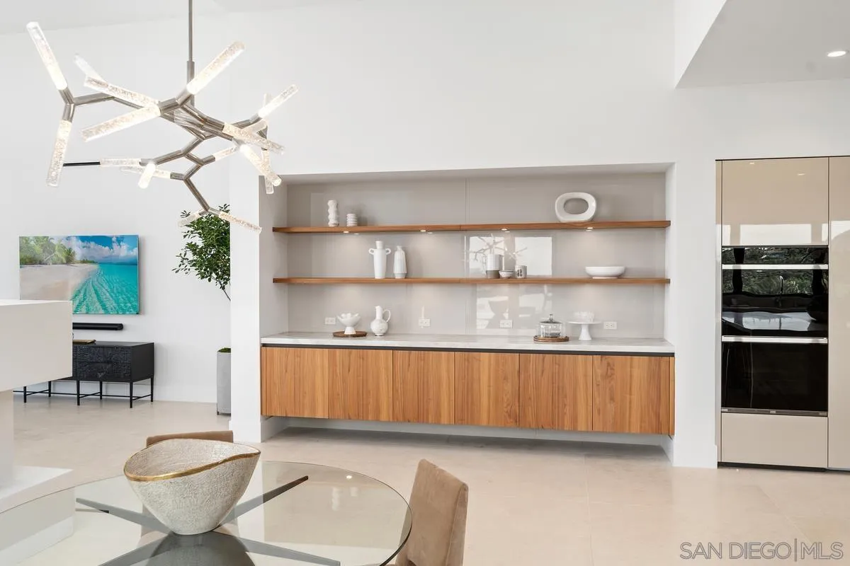 18490 Lago Vista Rancho Santa Fe, CA 92067 - Photo 15 of 28