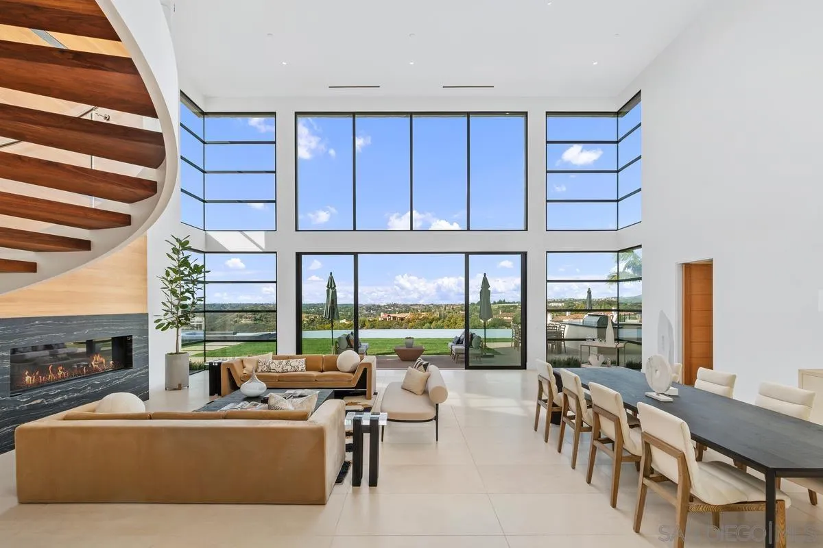 18490 Lago Vista Rancho Santa Fe, CA 92067 - Photo 2 of 28