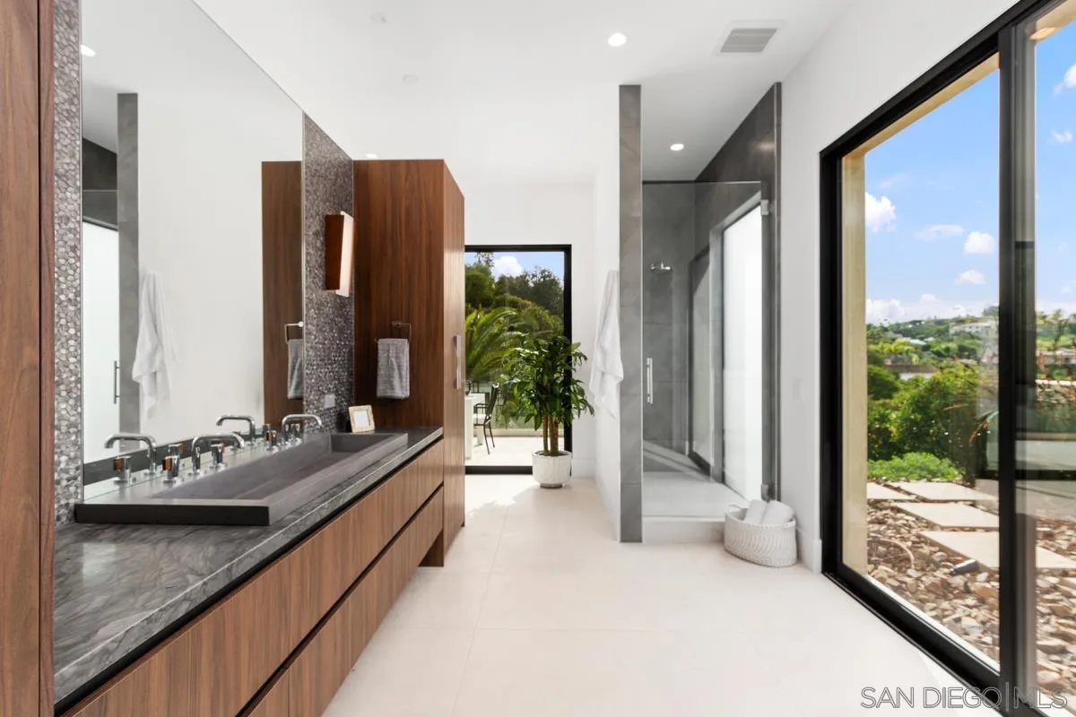 18490 Lago Vista Rancho Santa Fe, CA 92067 - Photo 25 of 28