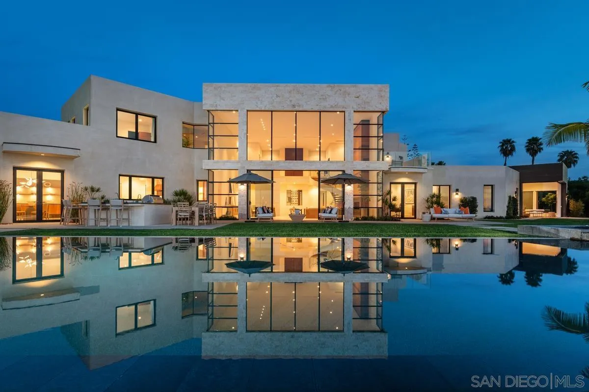 18490 Lago Vista Rancho Santa Fe, CA 92067 - Photo 10 of 28