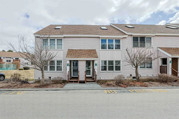 $349,900 | 356 Circle Road, Manchester, NH 03103