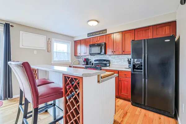 $349,900 | 356 Circle Road, Manchester, NH 03103