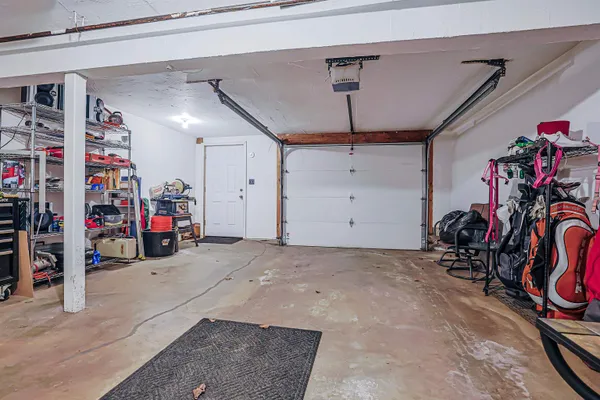 $349,900 | 356 Circle Road, Manchester, NH 03103