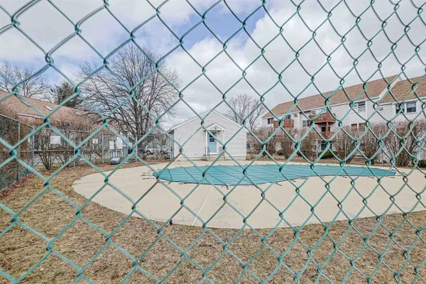 $349,900 | 356 Circle Road, Manchester, NH 03103