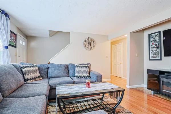 $349,900 | 356 Circle Road, Manchester, NH 03103