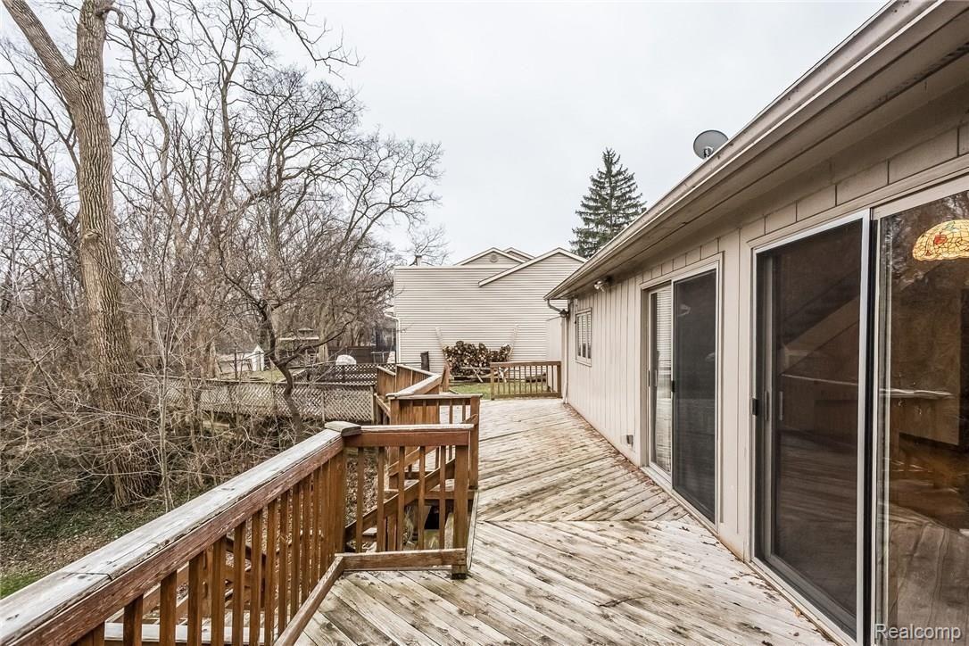 17548 Inkster Road Redford, MI 48240 - Photo 22 of 28 040-3639635-medium.jpg