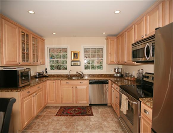 6 Overledge Road Manchester, MA 01944 - Photo 3 of 19 Gallery Image 3