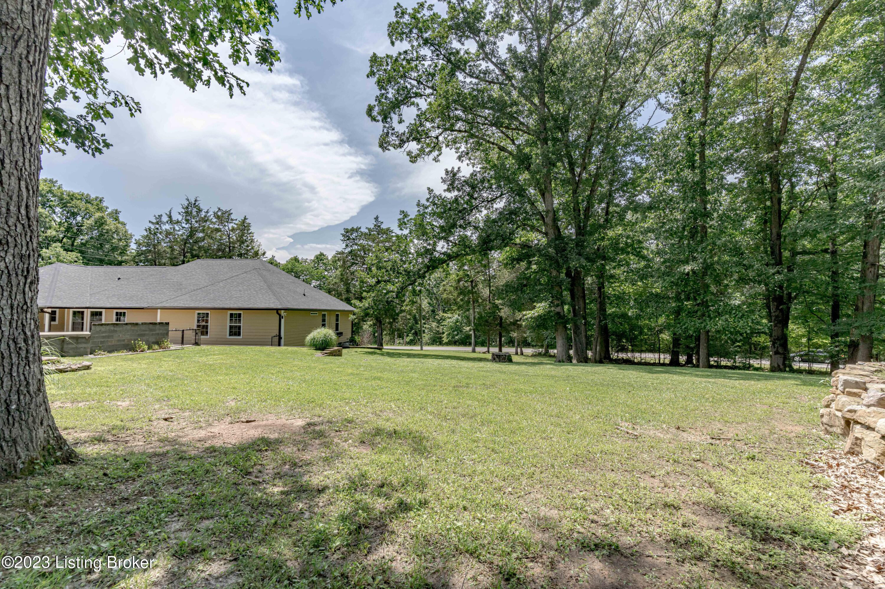 470 Valley Greens Road Brandenburg, KY 40108 - Photo 81 of 90 DSC05234