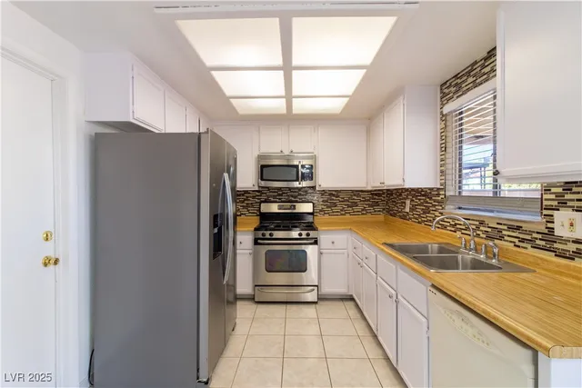 $399,000 | 1735 Carita Avenue, Henderson, NV 89014