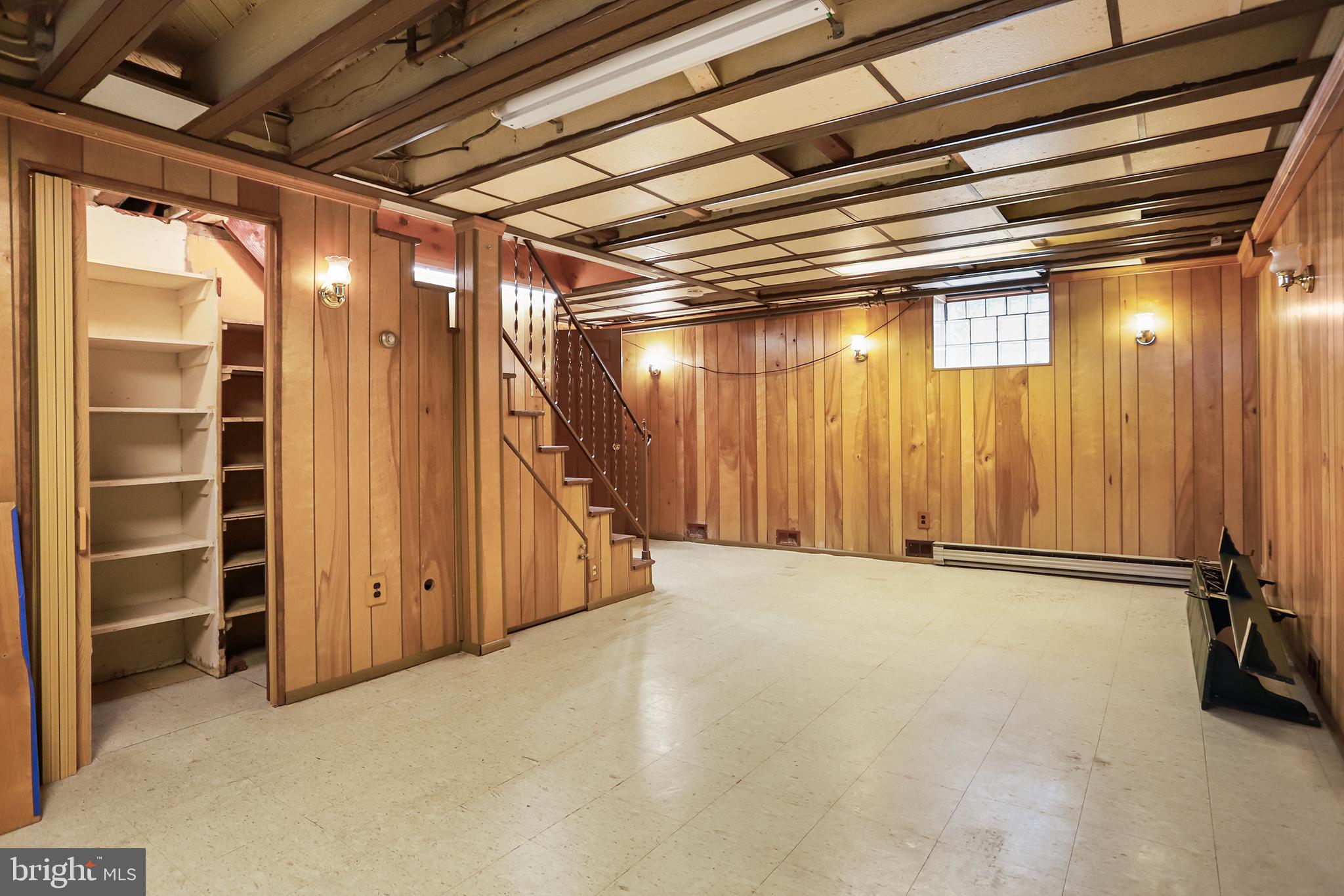 242 North Rolling Road Springfield, PA 19064 - Photo 28 of 37 a view of an empty room