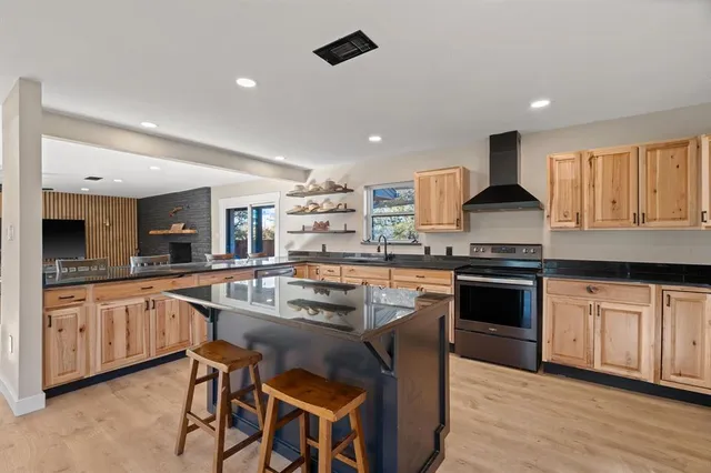 $1,295,000 | 12664 Highway 199, Poolville, TX 76487