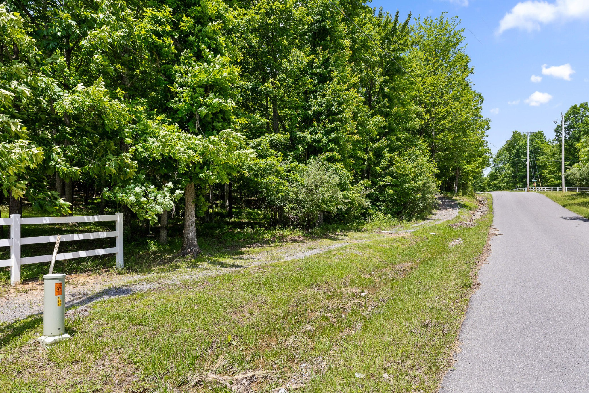 237 Roaring Creek Road Dunlap, TN 37327 - Photo 2 of 25 Gallery Image 2