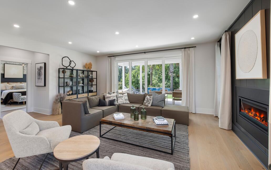 237 Newsday Street Charleston, SC 29492 - Photo 3 of 13 Layla Great Room