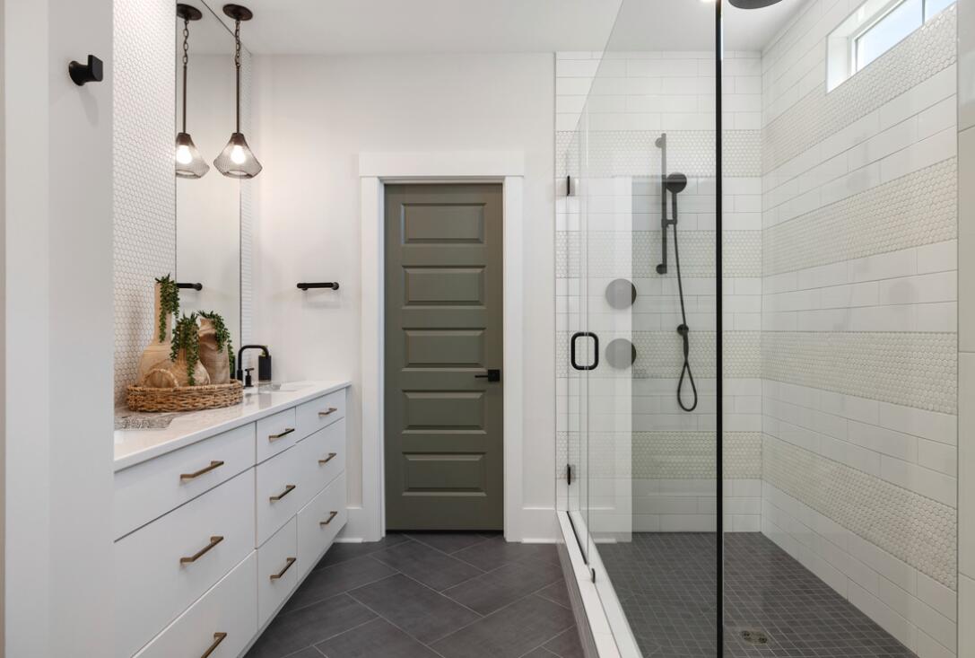 237 Newsday Street Charleston, SC 29492 - Photo 5 of 13 Layla Primary Bathroom