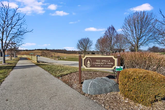 a sign that is on the side of the road