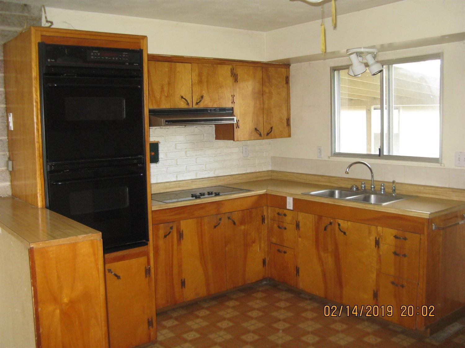 11515 Dennis Road White City, OR 97503 - Photo 3 of 11 Additional Photo