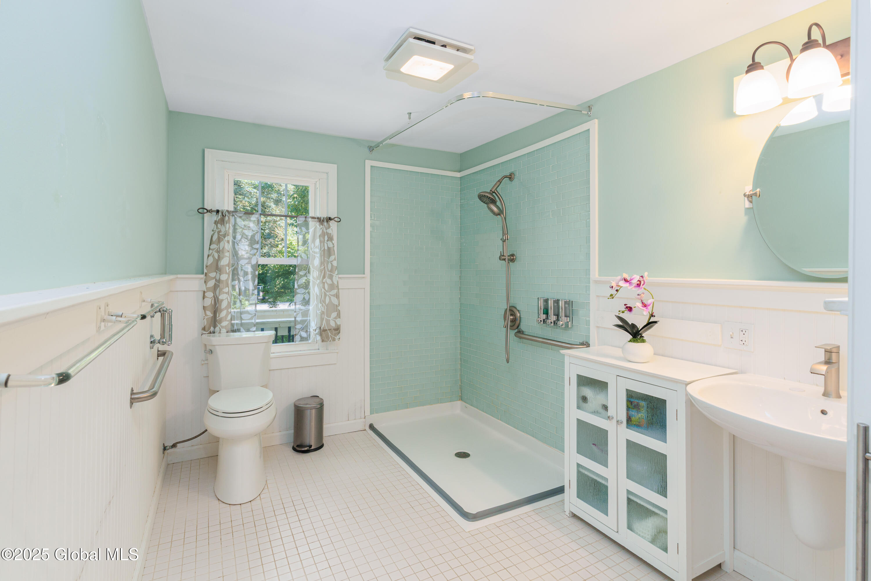 352 East Lake Road Cossayuna, NY 12823 - Photo 29 of 76 .