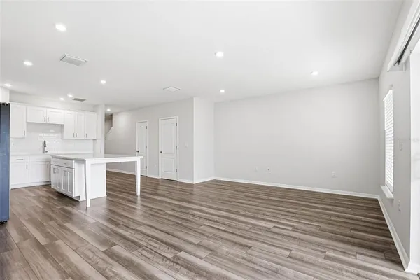 $2,200 | 10715 Ironwood Tree Way, San Antonio, FL 33576