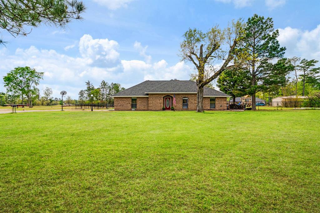 32 County Road Powderly, TX 75473 - Photo 2 of 25