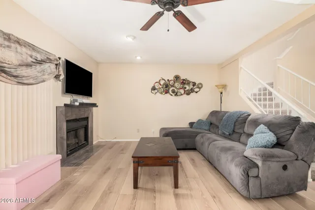 $339,000 | 815 East Grovers Avenue, Unit 25, Phoenix, AZ 85022