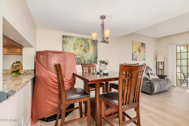 $339,000 | 815 East Grovers Avenue, Unit 25, Phoenix, AZ 85022