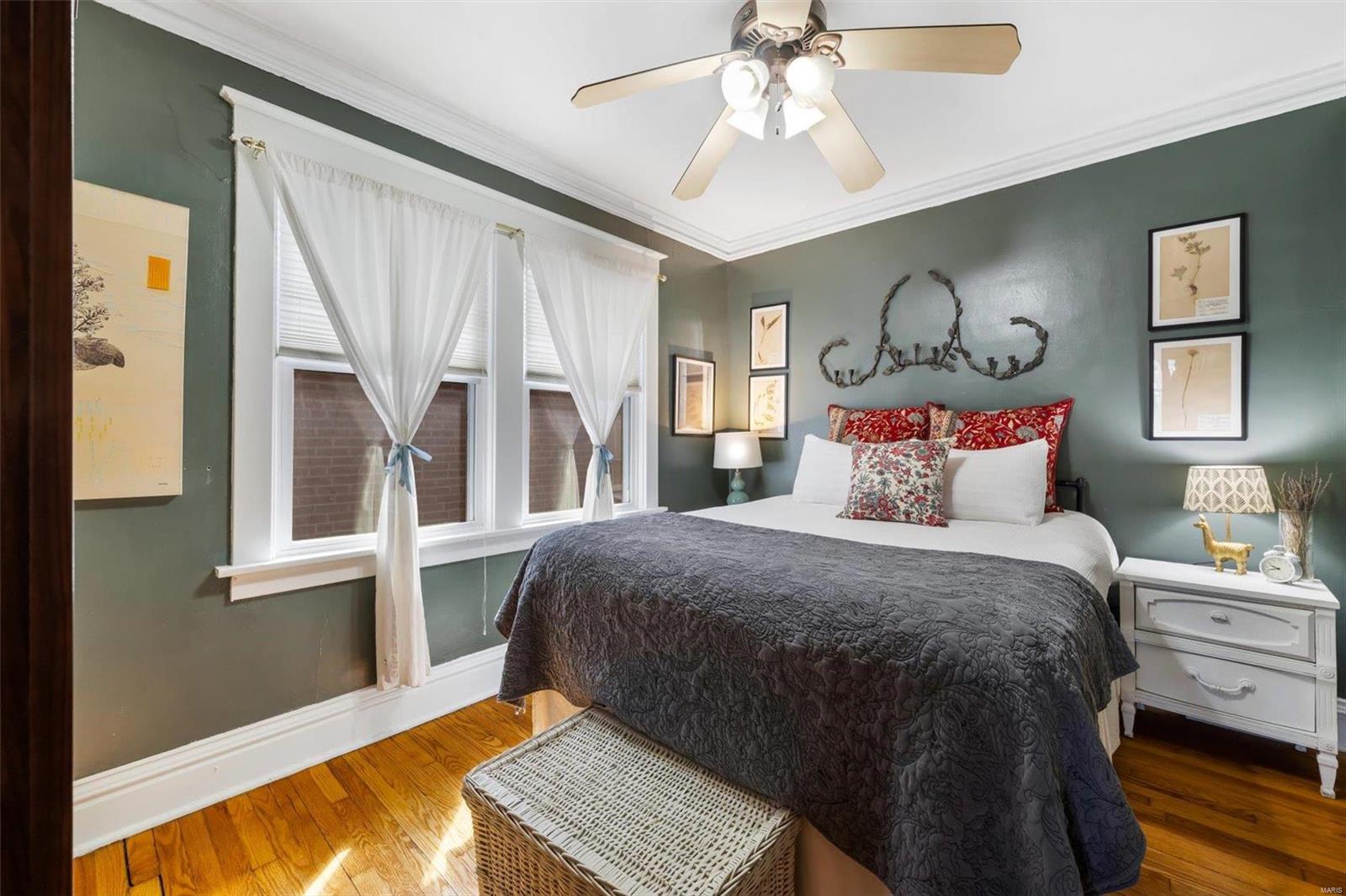 1908 Mitchell Place St. Louis, MO 63139 - Photo 34 of 58