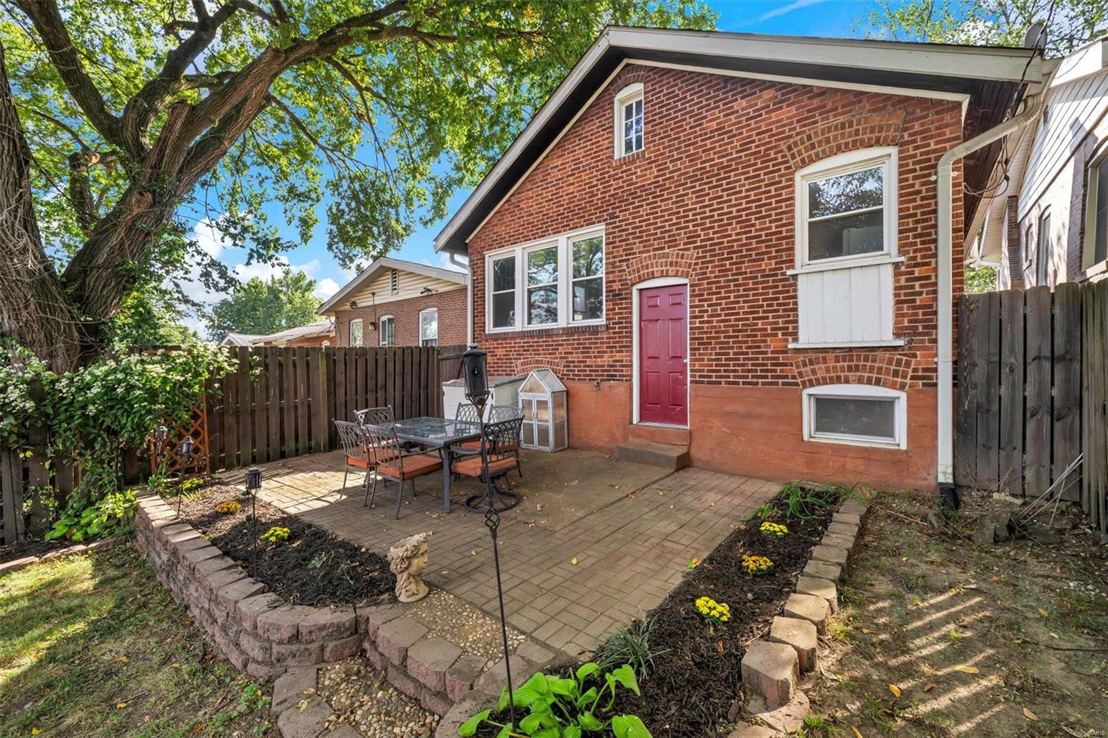 1908 Mitchell Place St. Louis, MO 63139 - Photo 54 of 58