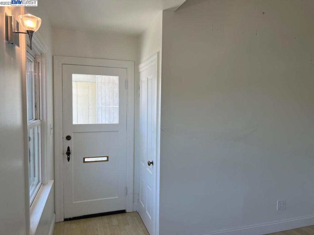 209 McLeod Street Livermore, CA 94550 - Photo 16 of 26 a view of empty room