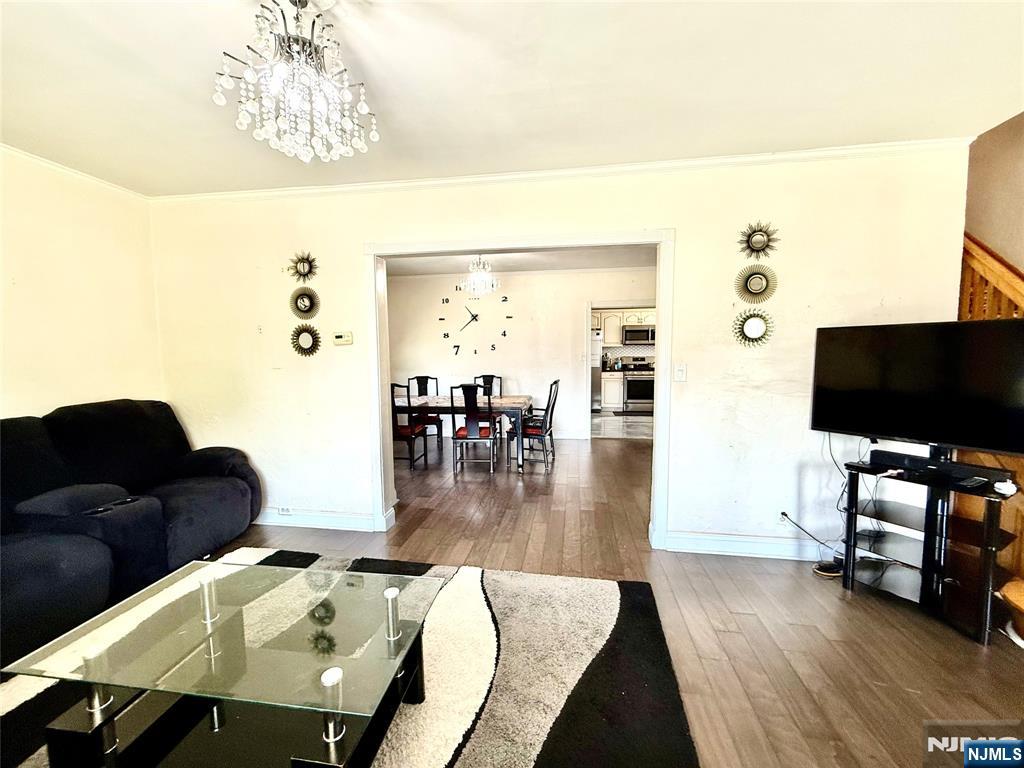 10-01 Berdan Avenue Fair Lawn, NJ 07410 - Photo 6 of 31