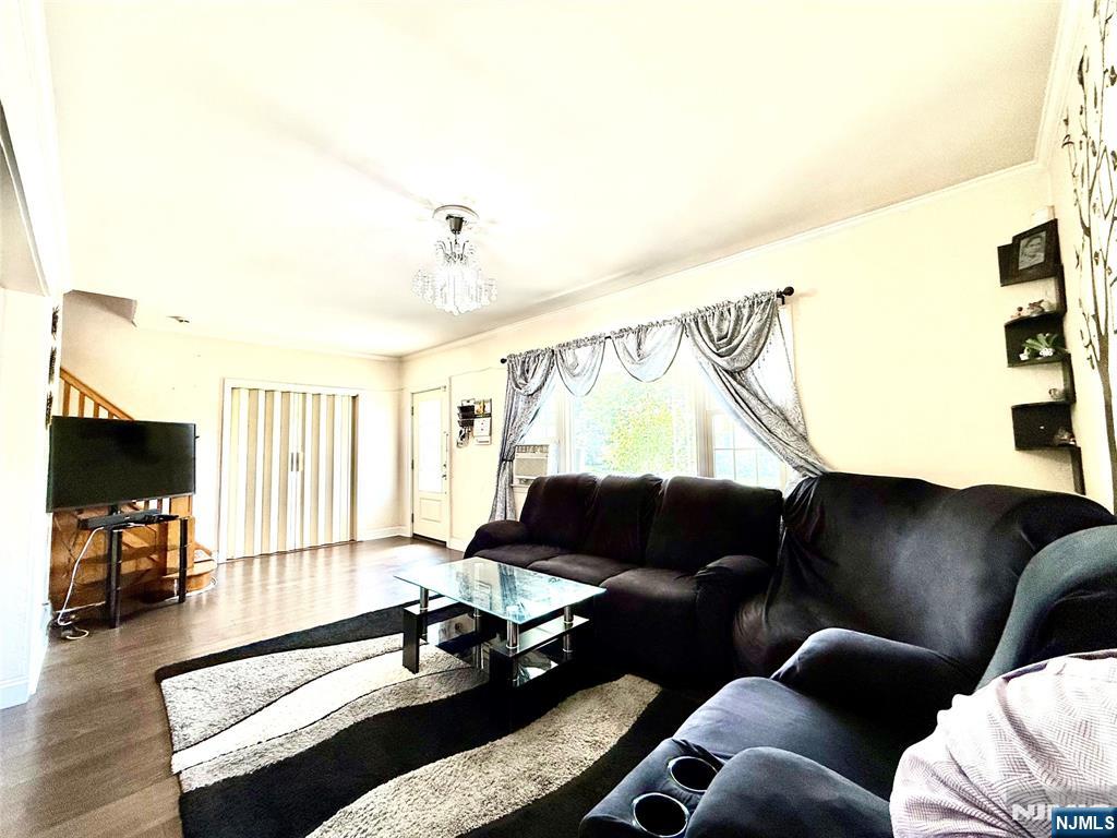 10-01 Berdan Avenue Fair Lawn, NJ 07410 - Photo 7 of 31