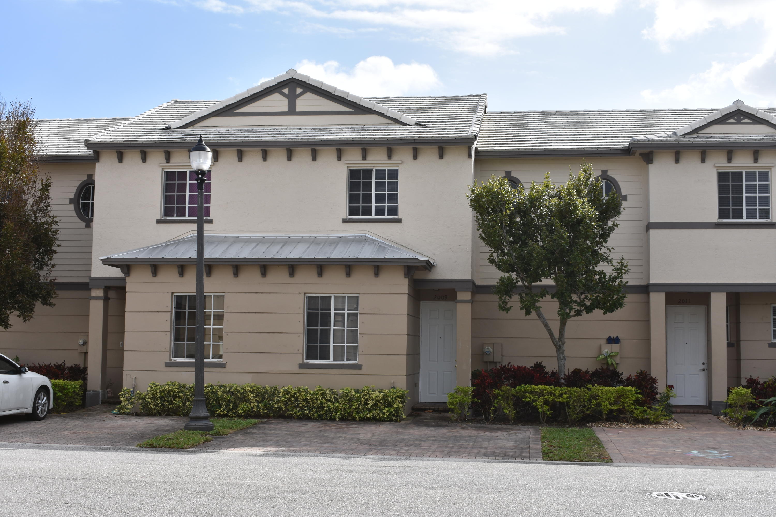 2009 Nassau Drive Riviera Beach, FL 33404 - Photo 1 of 19 2009 Nassau