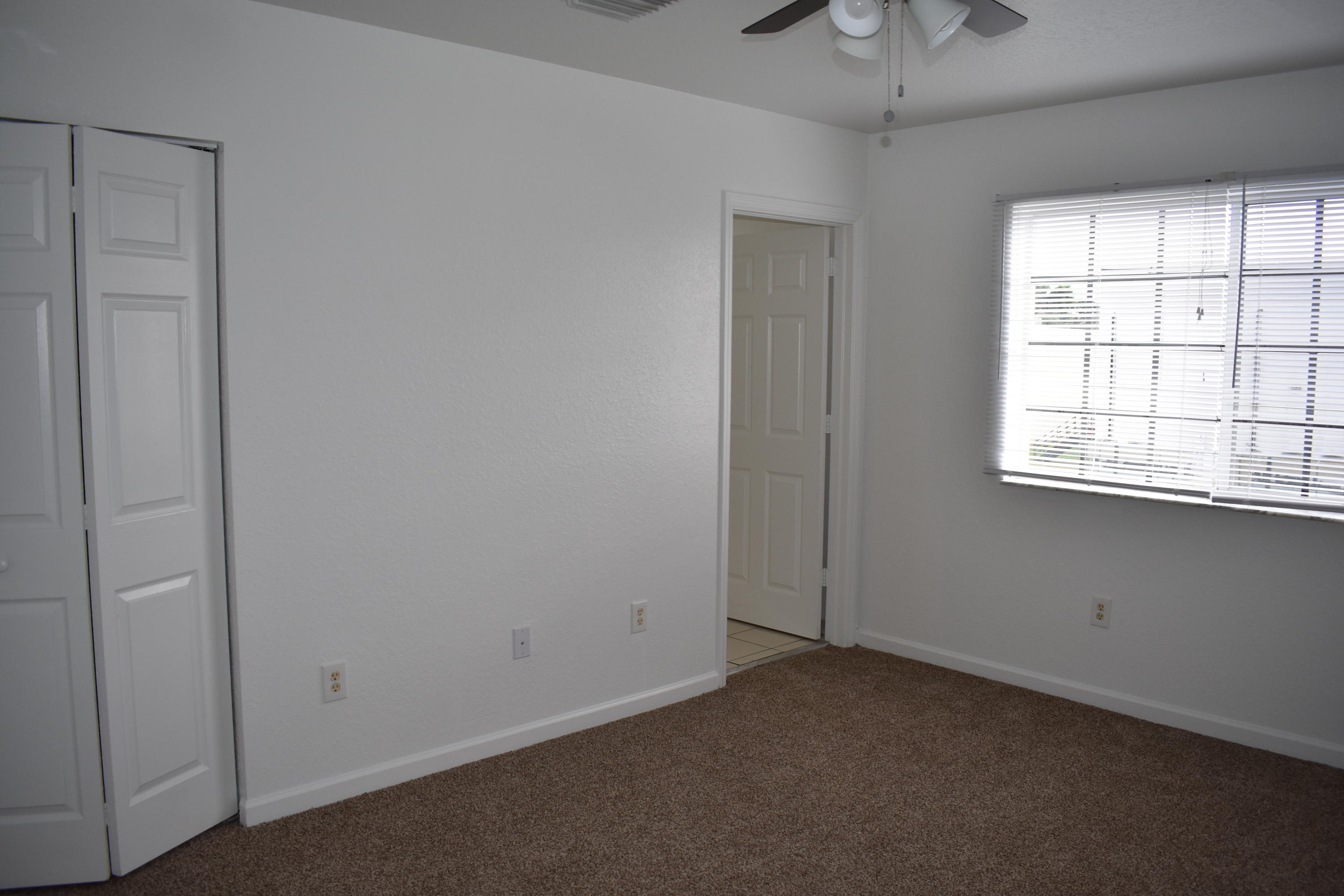 2009 Nassau Drive Riviera Beach, FL 33404 - Photo 18 of 19 DSC_0032 (1)