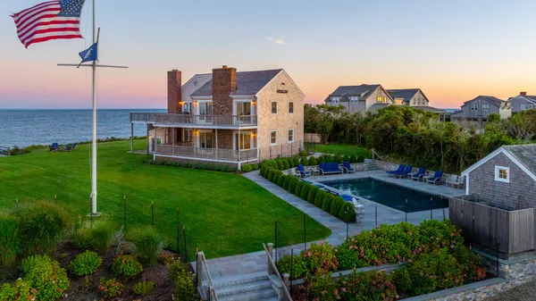 $8,995,000 | 1 Reeds Way, Nantucket, MA 02554