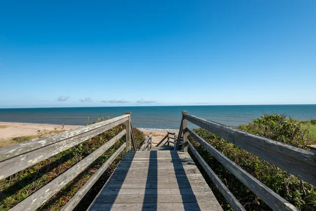 $9,995,000 | 1 Reeds Way, Nantucket, MA 02554