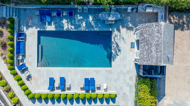 $9,995,000 | 1 Reeds Way, Nantucket, MA 02554