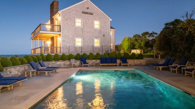 $9,995,000 | 1 Reeds Way, Nantucket, MA 02554