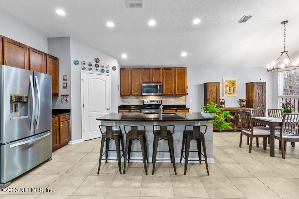 348 Colorado Springs Way St. Augustine, FL 32092 - Photo 8 of 30 348 Colorado Springs way-18