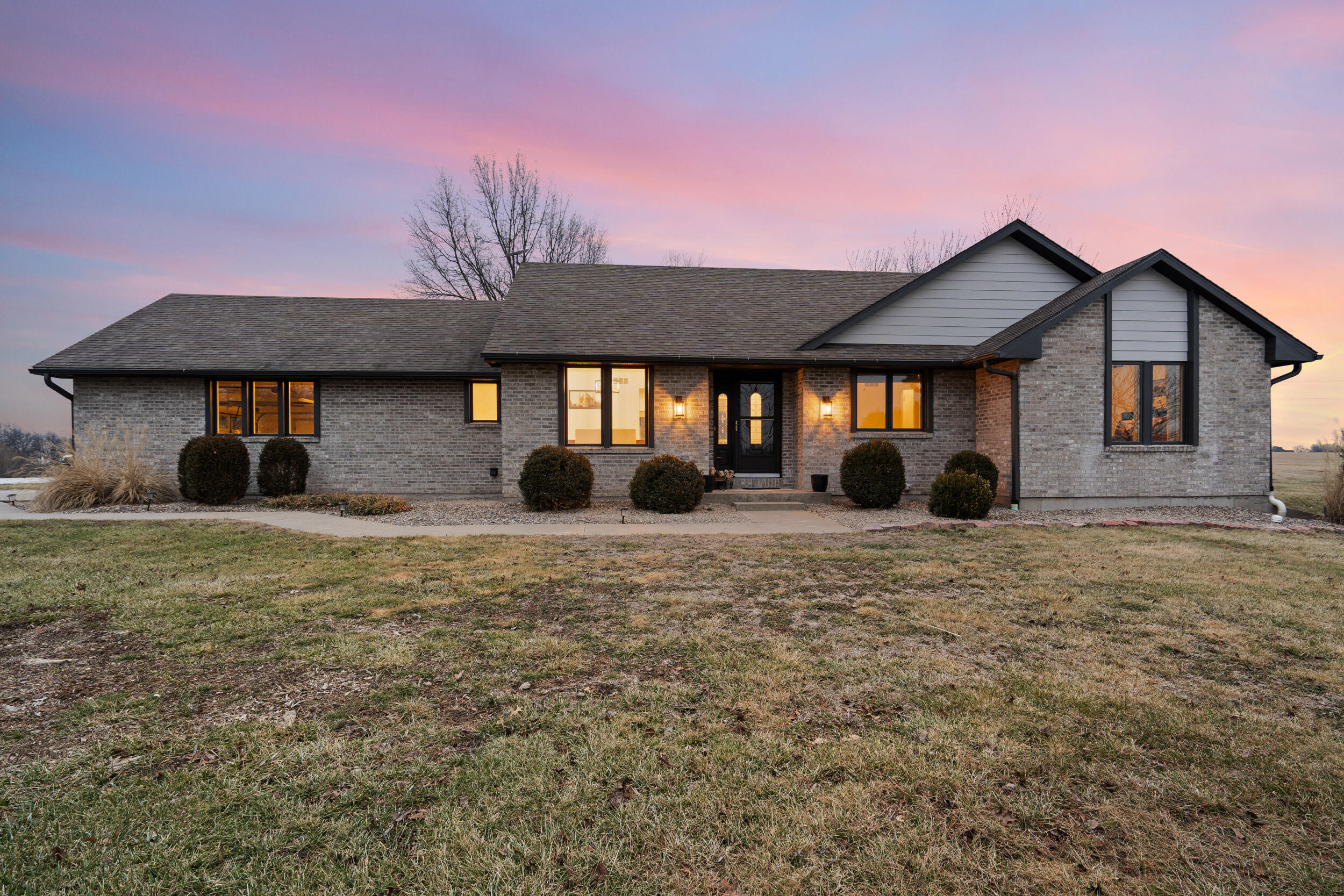 4460 North N Route Rocheport, MO 65279 - Photo 1 of 1 1_hwy j exterior-07