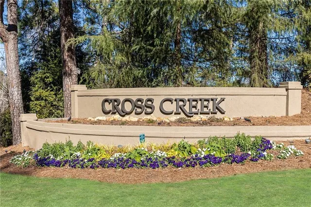 $1,600 | 111 Maison Place Northwest, Atlanta, GA 30327