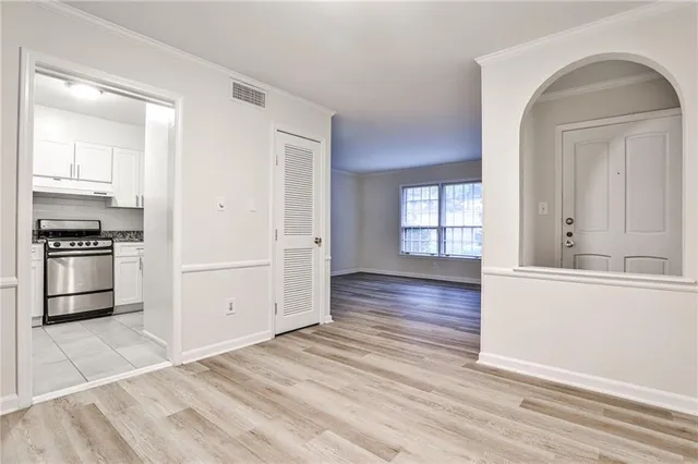 $1,600 | 111 Maison Place Northwest, Atlanta, GA 30327