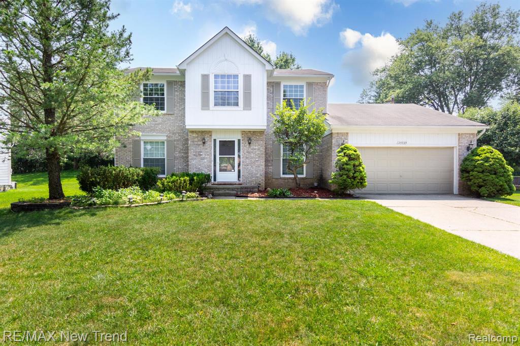 25935 Junction Novi, MI 48375 - Photo 1 of 43