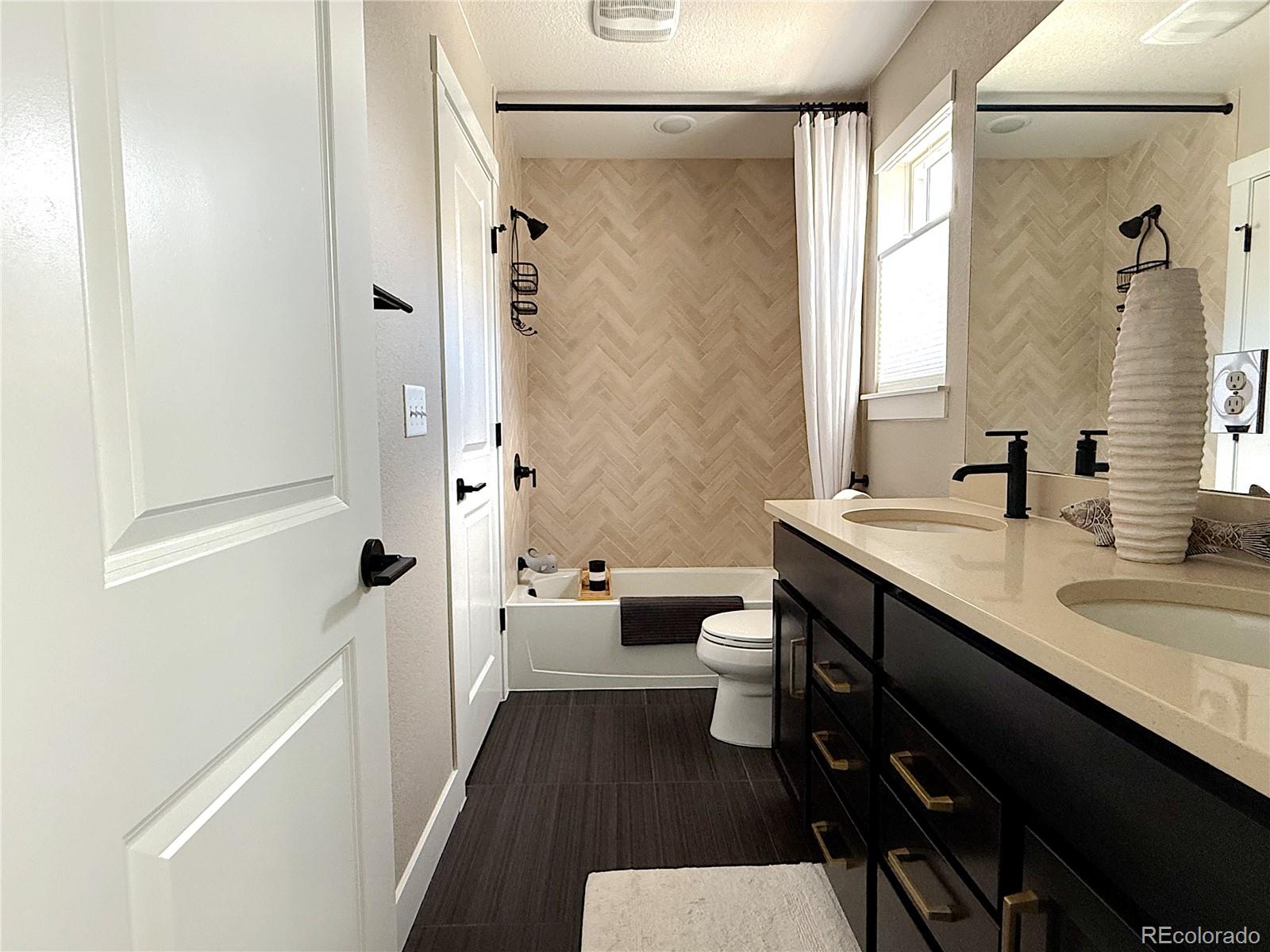 5261 Rendezvous Parkway Timnath, CO 80547 - Photo 19 of 36