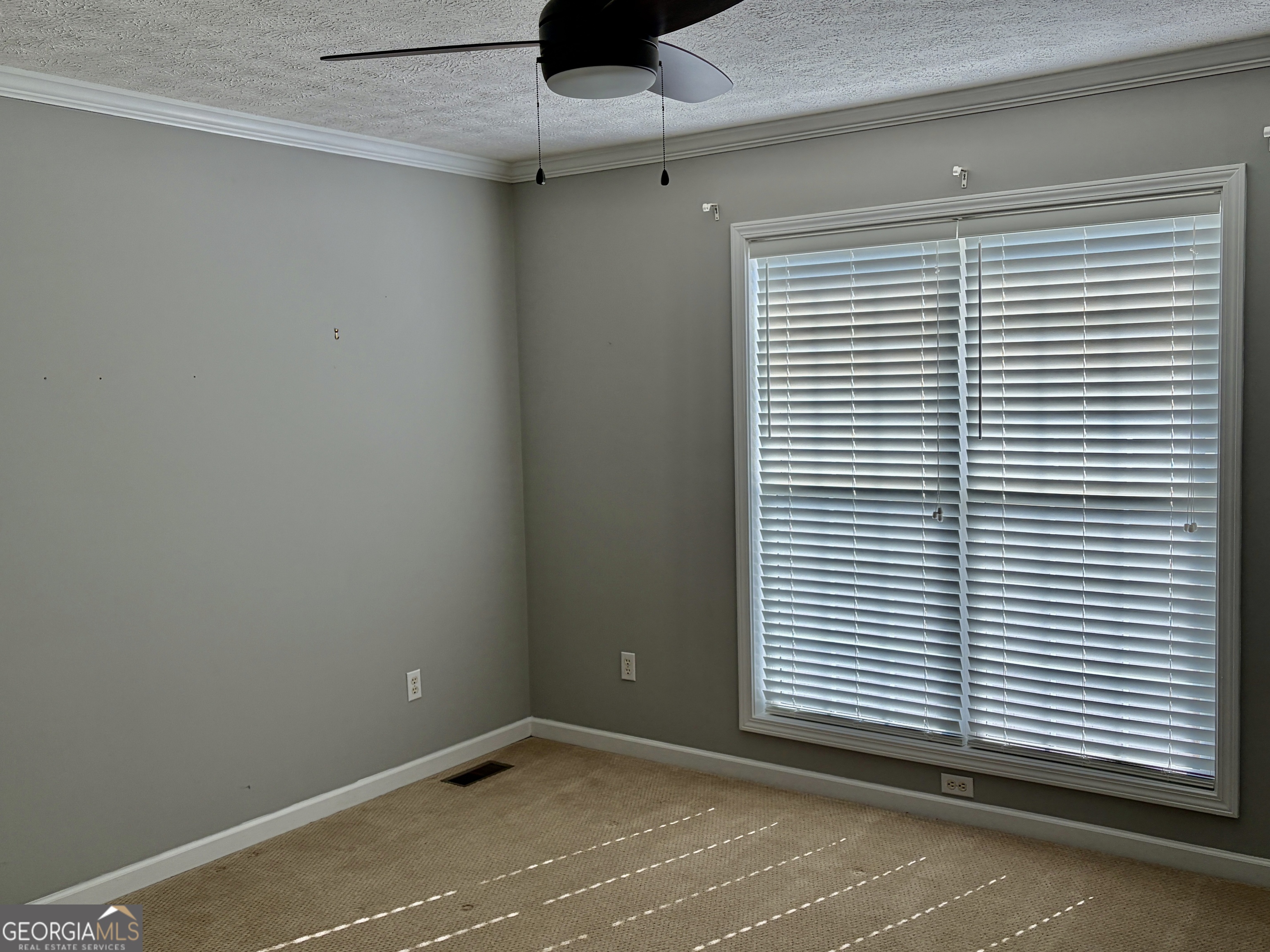 3603 Garden Lakes Parkway Rome, GA 30165 - Photo 19 of 22 a view of a room that has a window