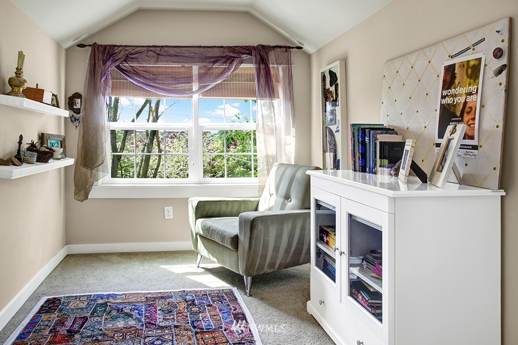 1120 North 76th Street Seattle, WA 98103 - Photo 14 of 24 Gallery Image 14
