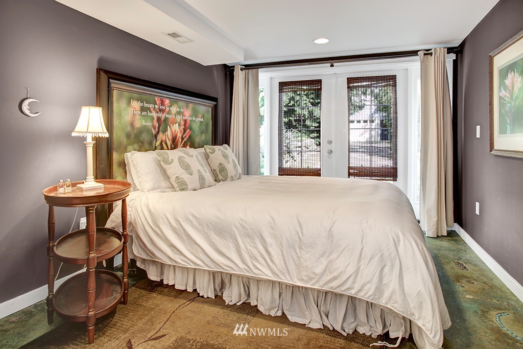 1120 North 76th Street Seattle, WA 98103 - Photo 18 of 24 Gallery Image 18