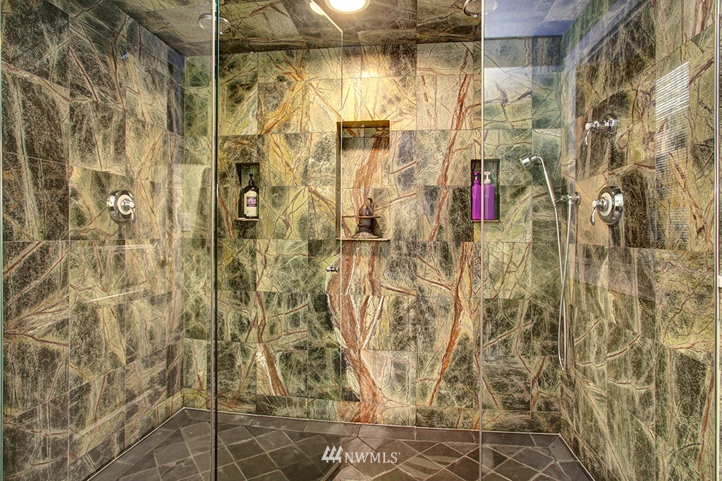 1120 North 76th Street Seattle, WA 98103 - Photo 22 of 24 Gallery Image 22