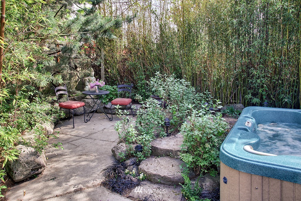 1120 North 76th Street Seattle, WA 98103 - Photo 6 of 24 Gallery Image 6