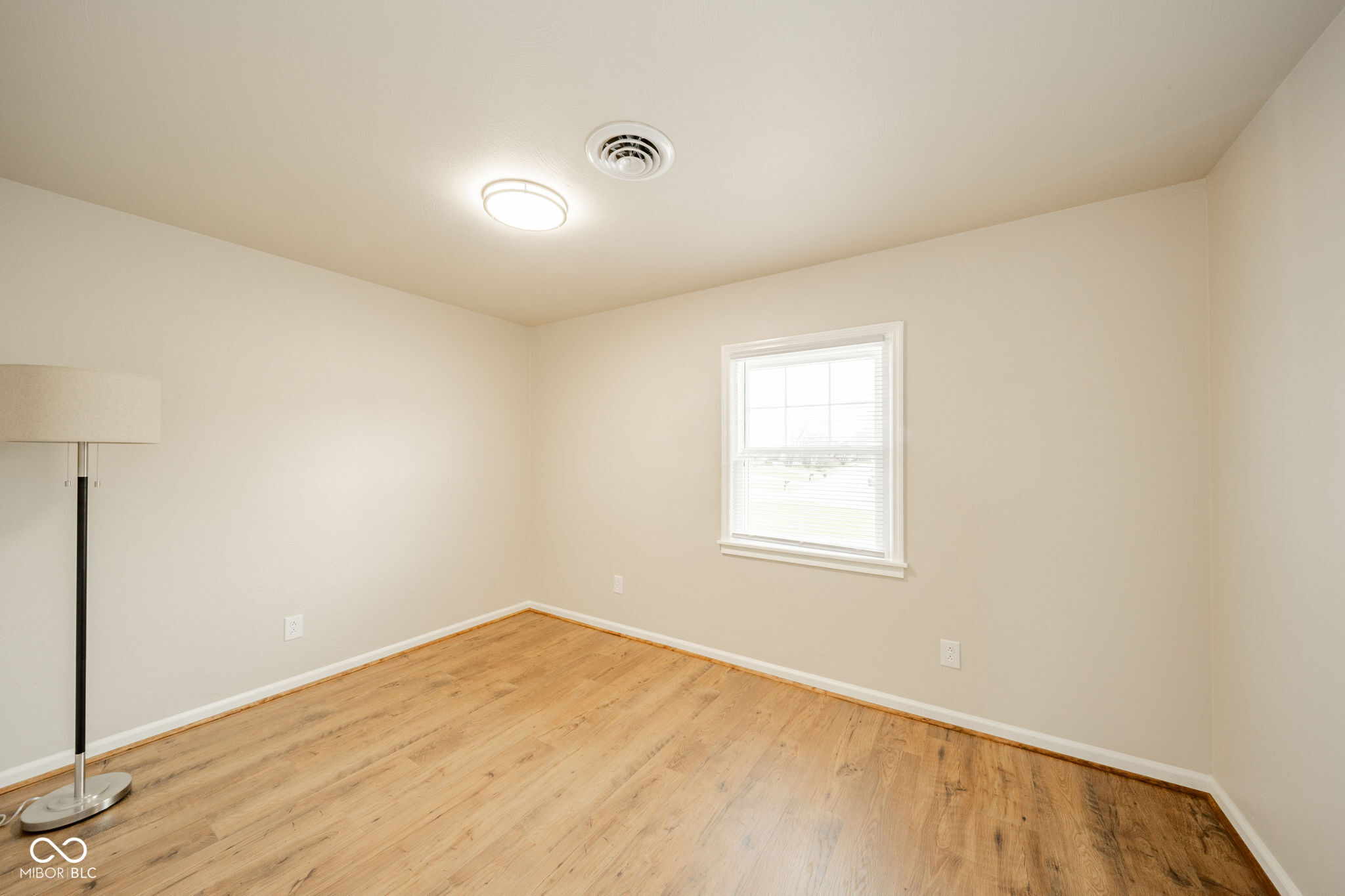 807 Bittersweet Lane Anderson, IN 46011 - Photo 13 of 33