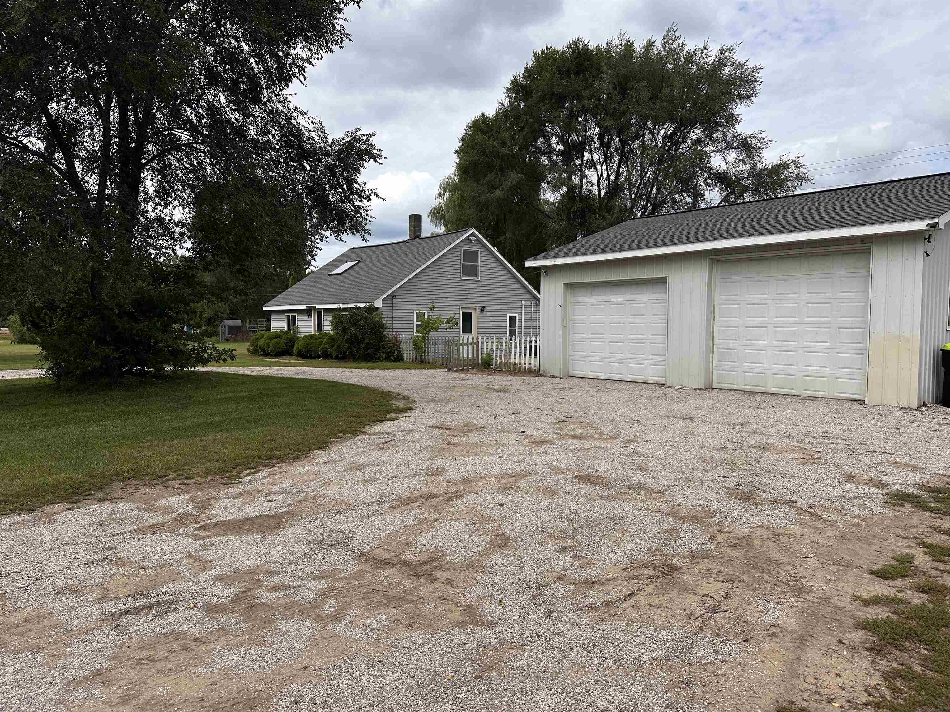 4440 Vance Road Traverse City, MI 49685 - Photo 2 of 30 1937861-7c2894ec-8ed1-42e8-b233-a1818beadd6f.JPG